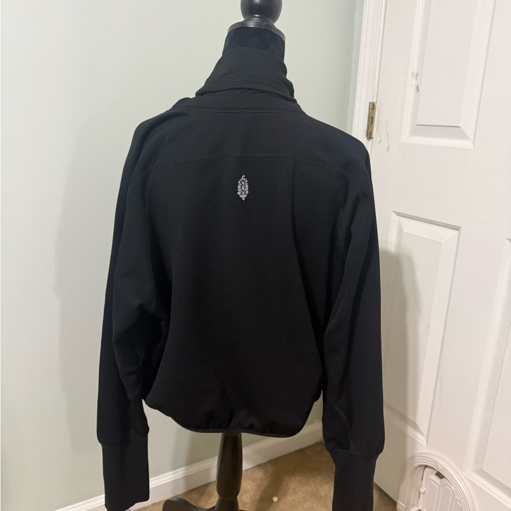 FP movement keepin cozy running pull over. - Picture 2 of 5